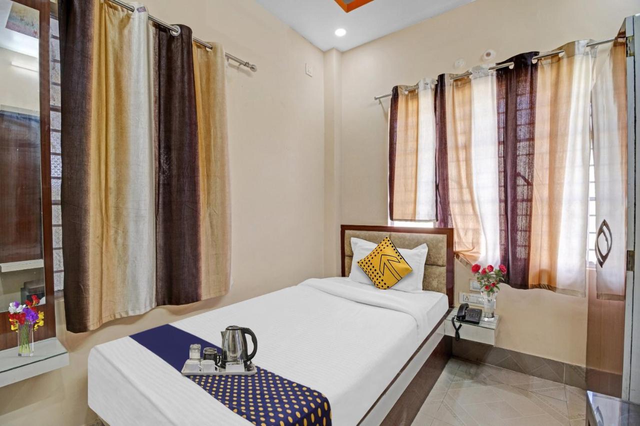 Spot On Hotel Stay In Koch Bihār 外观 照片