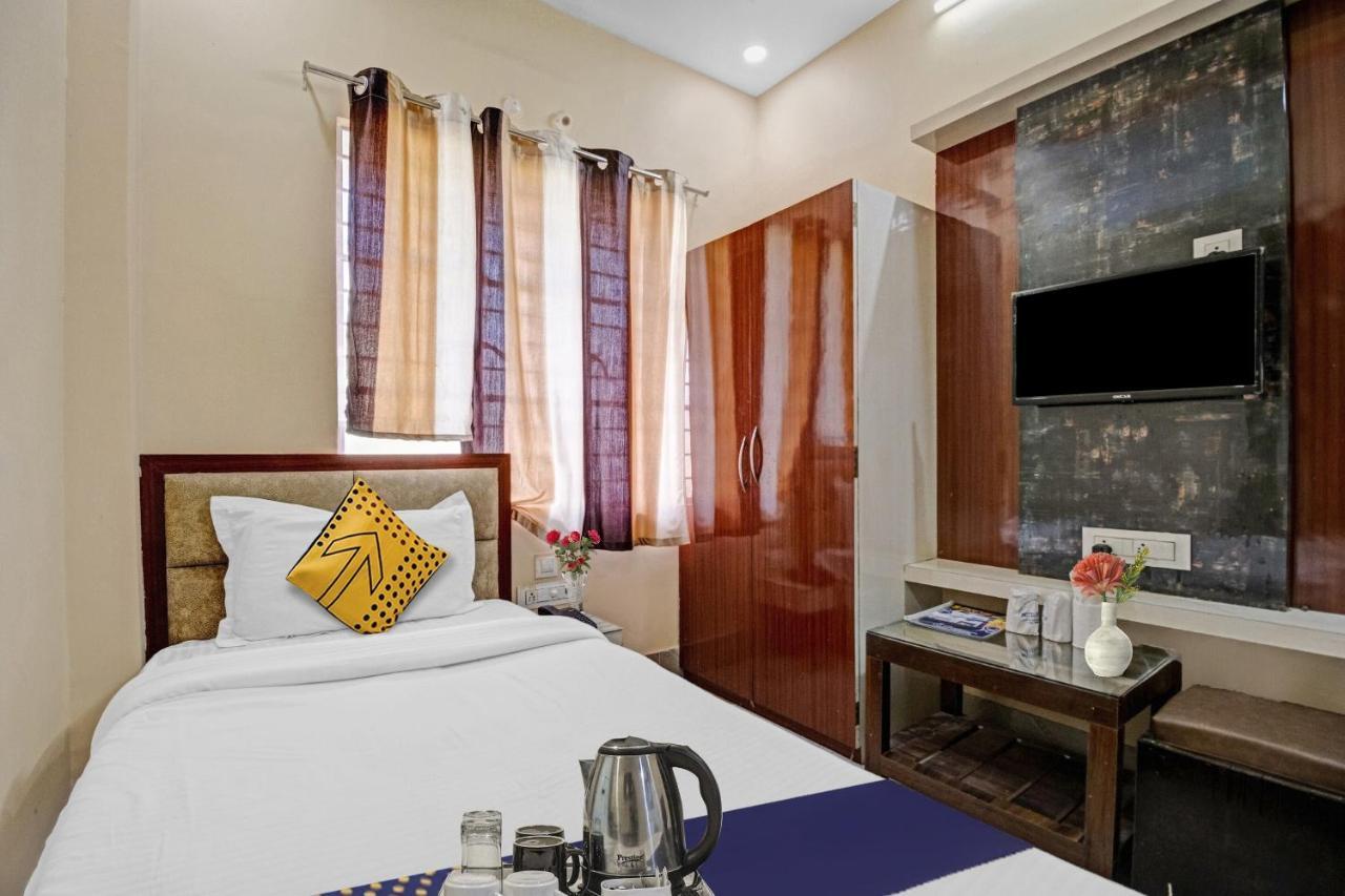 Spot On Hotel Stay In Koch Bihār 外观 照片