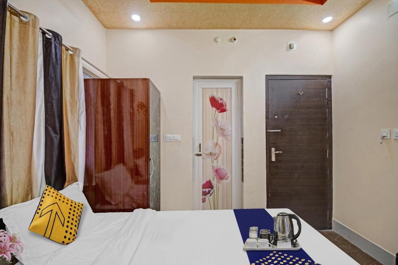 Spot On Hotel Stay In Koch Bihār 外观 照片
